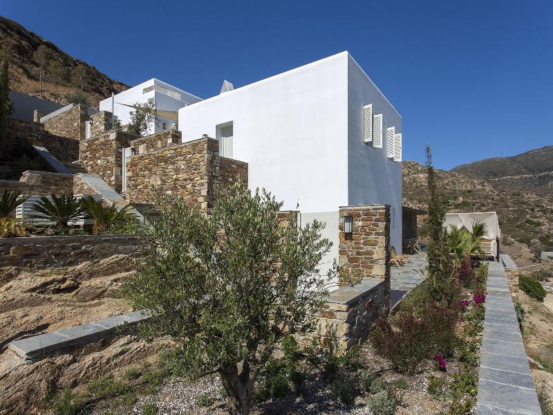 Far Out Hotel & Spa image