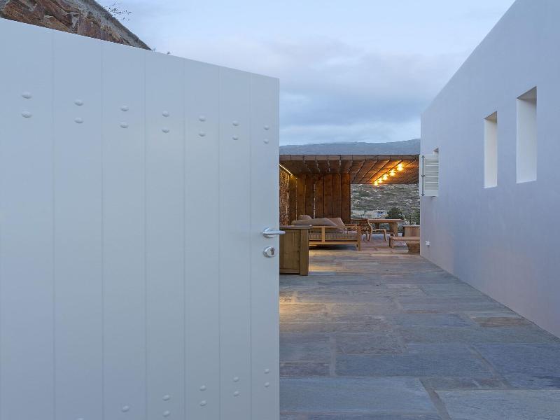 Far Out Hotel & Spa image