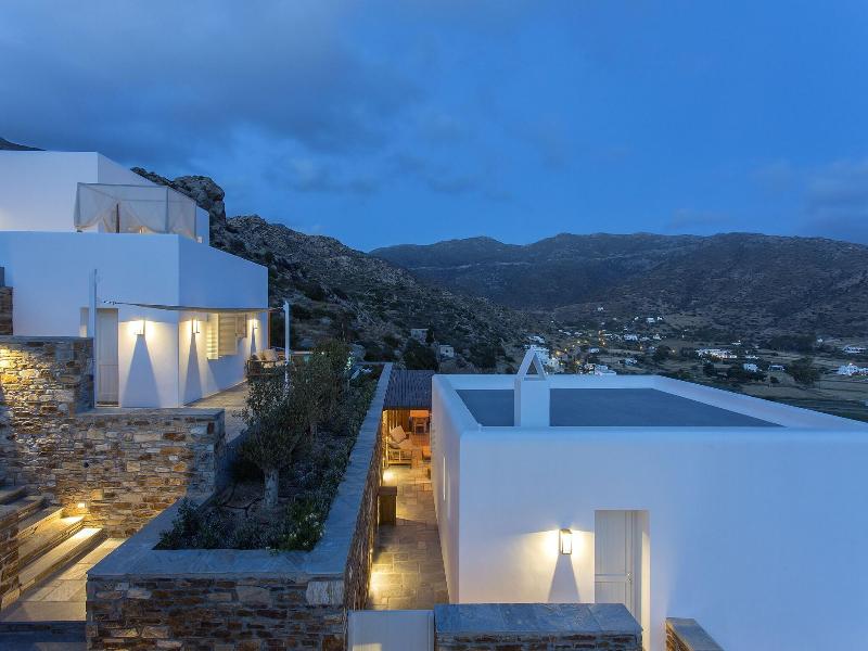 Far Out Hotel & Spa image