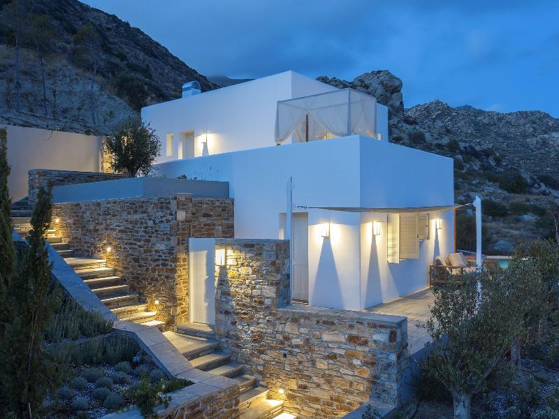 Far Out Hotel & Spa image