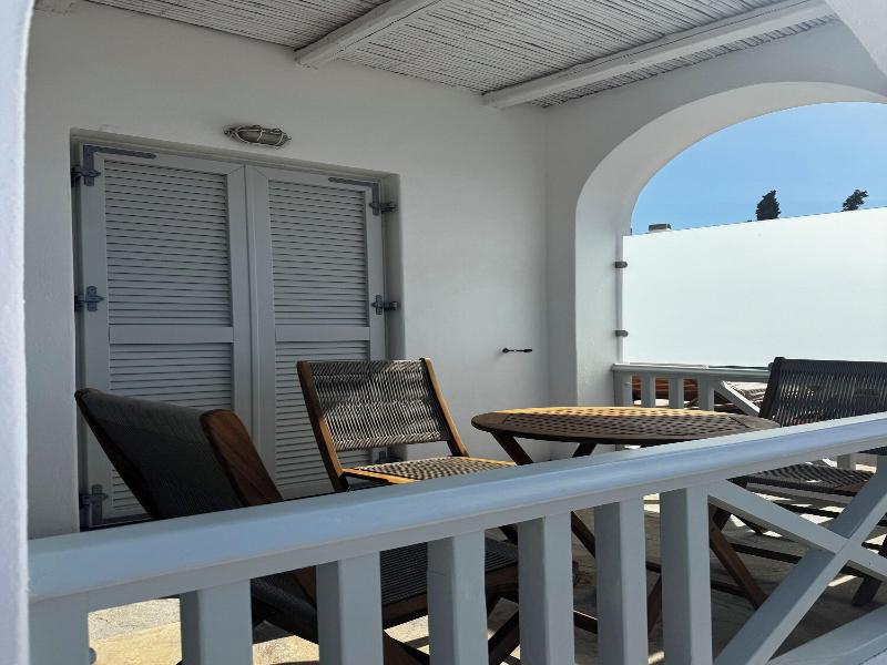 Far Out Hotel & Spa image