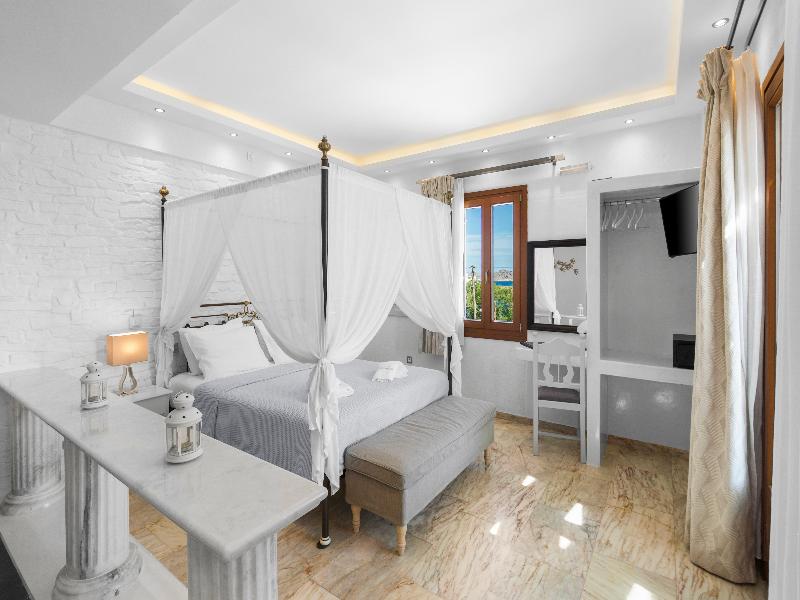 Contaratos Beach image