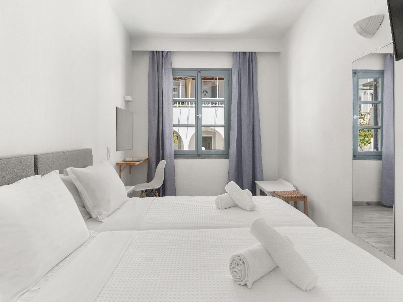 Polos Hotel Paros image