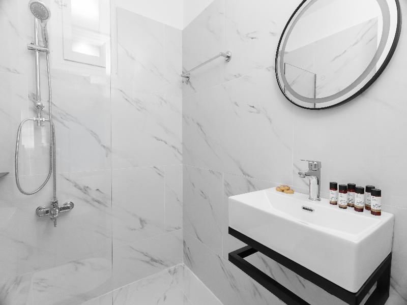 Polos Hotel Paros image