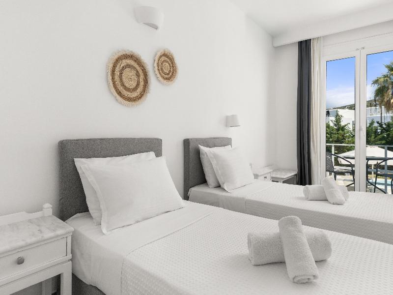 Polos Hotel Paros image
