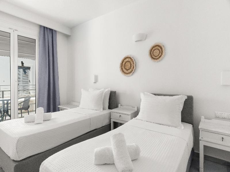 Polos Hotel Paros image
