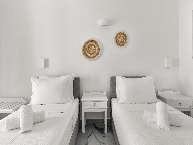 Polos Hotel Paros image