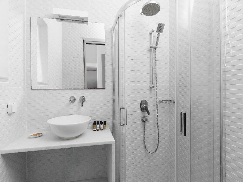 Polos Hotel Paros image