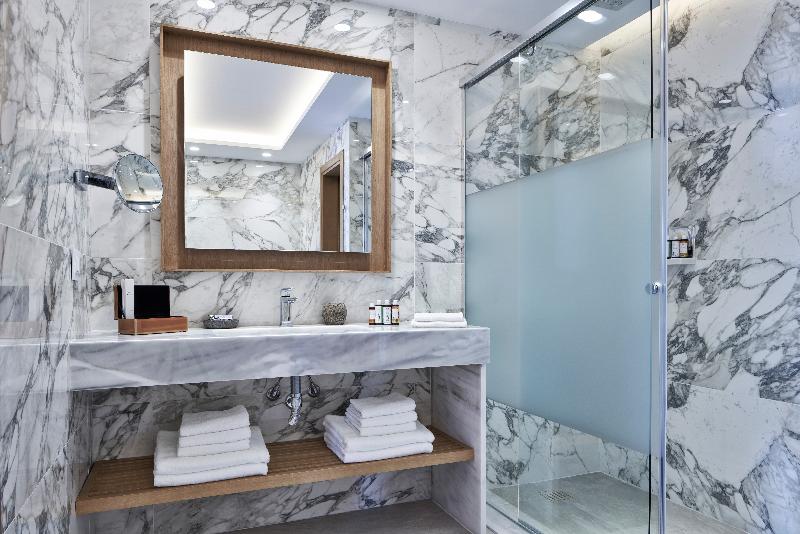 Myconian Korali Relais & Chateaux