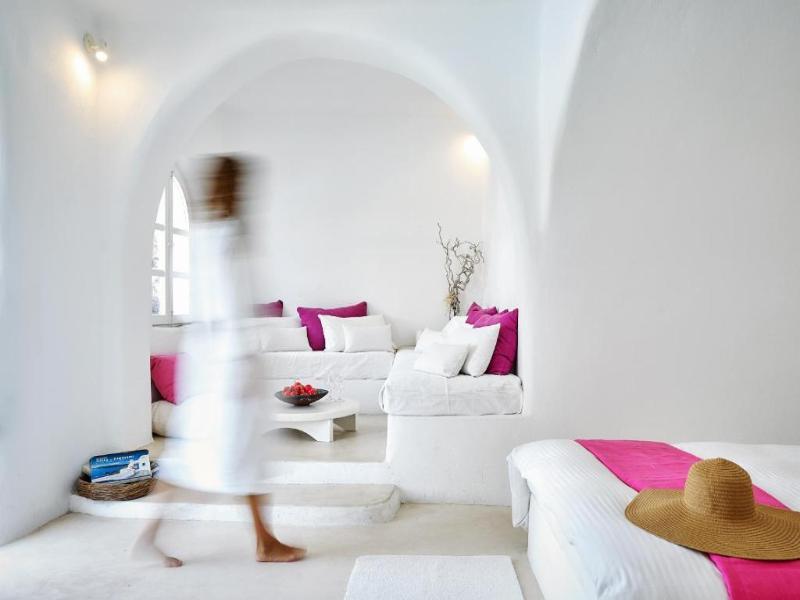 Finikia Memories (ex Finikia's Place)