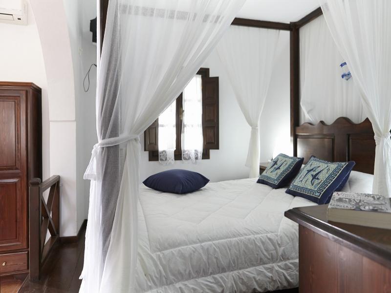 Anna Apartments image