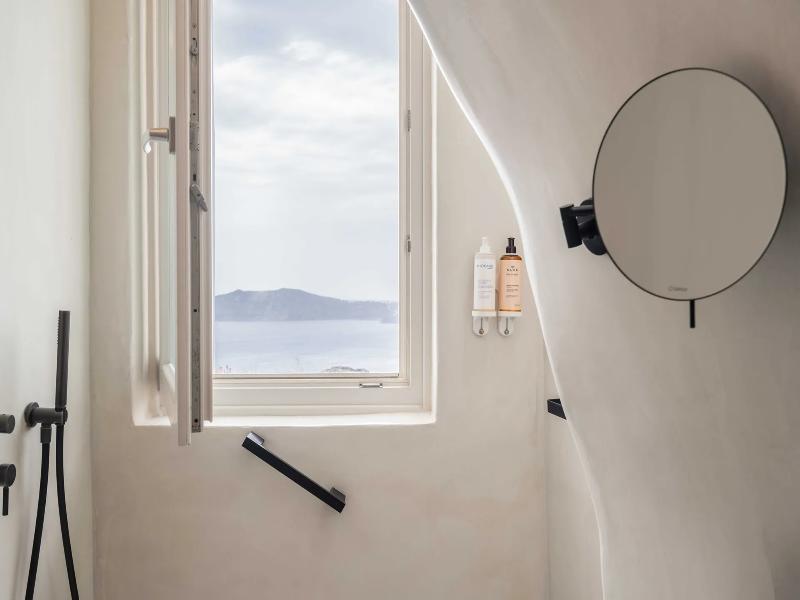 SUITE WITH VIEWS — photo 18