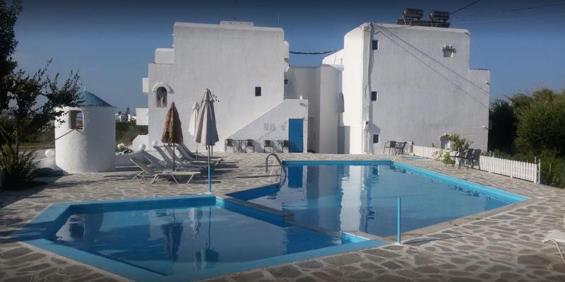 Naxos Sun Studios image
