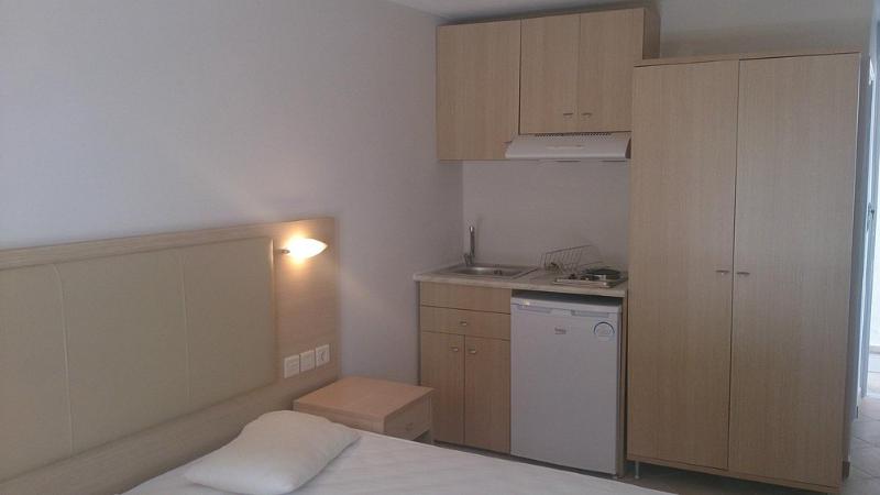 Bed room