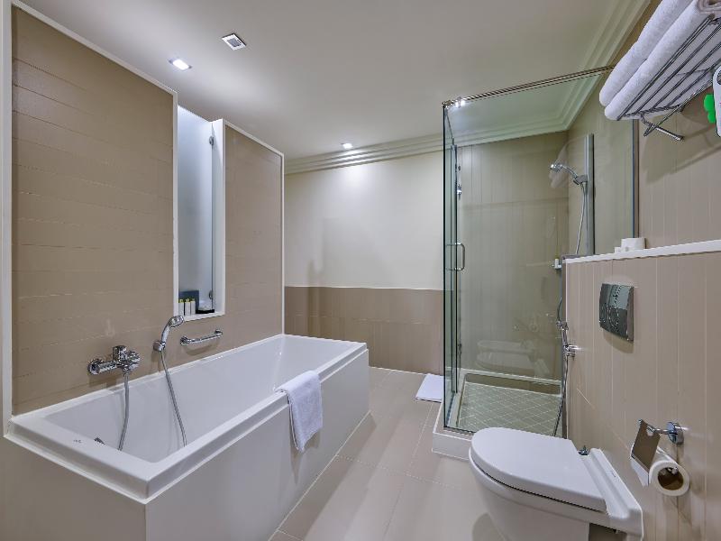 Millennium Airport Hotel Dubai image