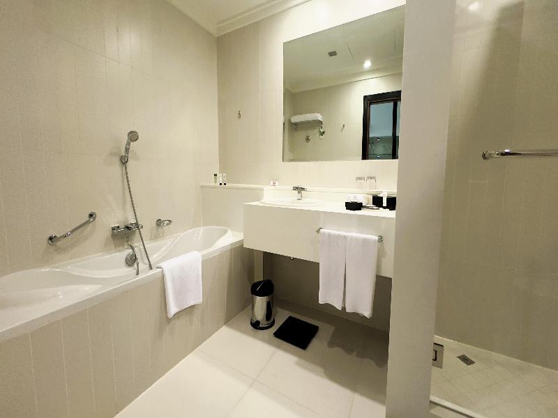 Millennium Airport Hotel Dubai image
