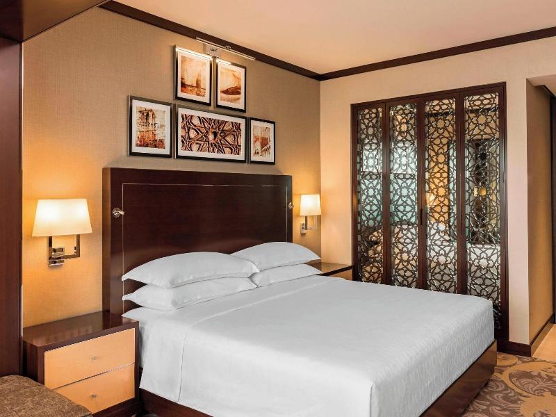 Sheraton Dubai Creek Hotel and Towers image