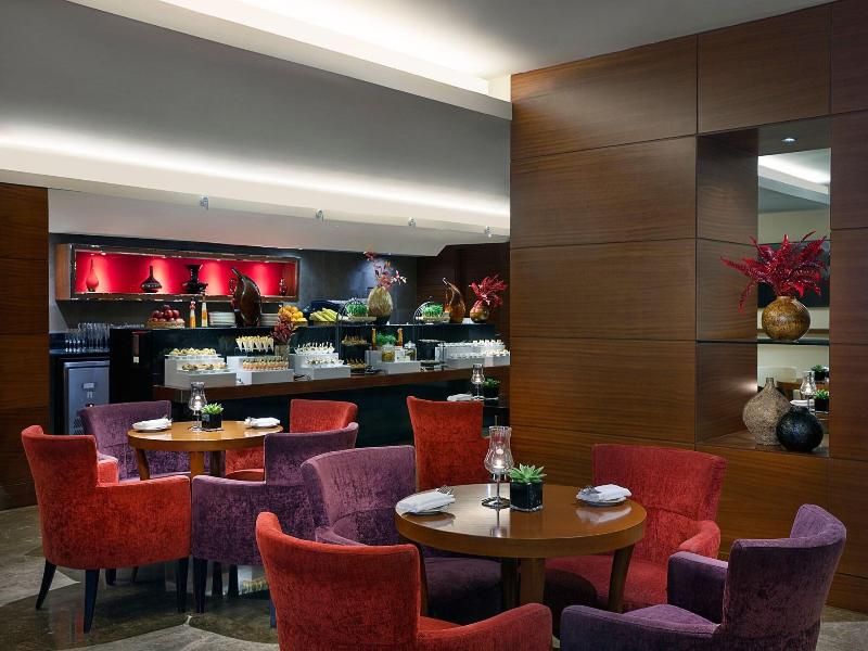 Sheraton Dubai Creek Hotel and Towers image
