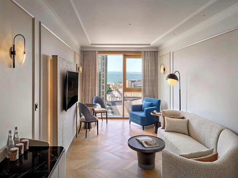 JW Marriott Hotel Kuwait City image