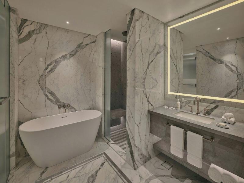 JW Marriott Hotel Kuwait City image