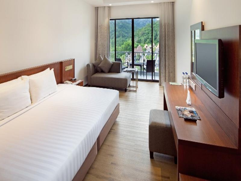 Bayview Beach Resort Penang image