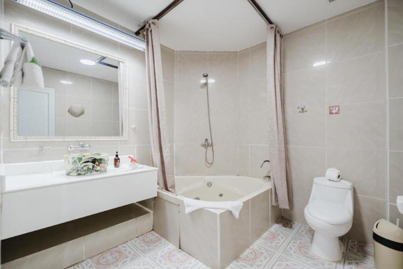 LAYAN Hotel & Spa image