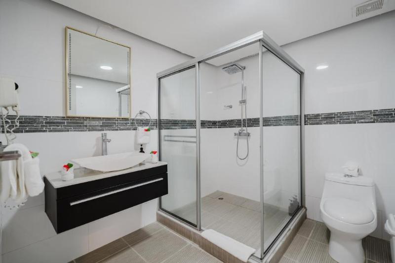 LAYAN Hotel & Spa image