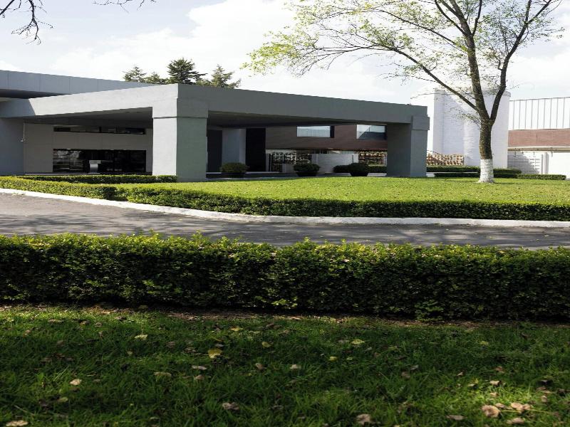 Courtyard Toluca Airport image