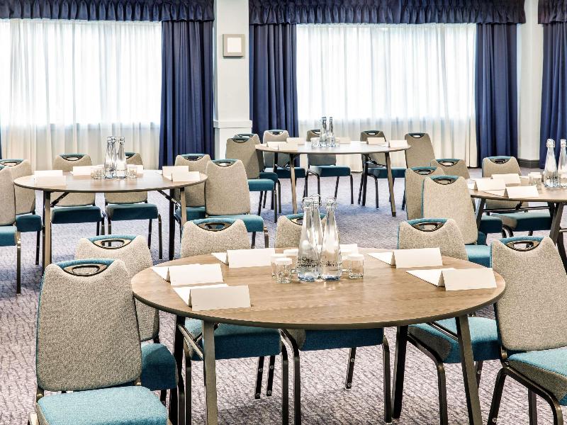 Mercure Cardiff North Hotel image