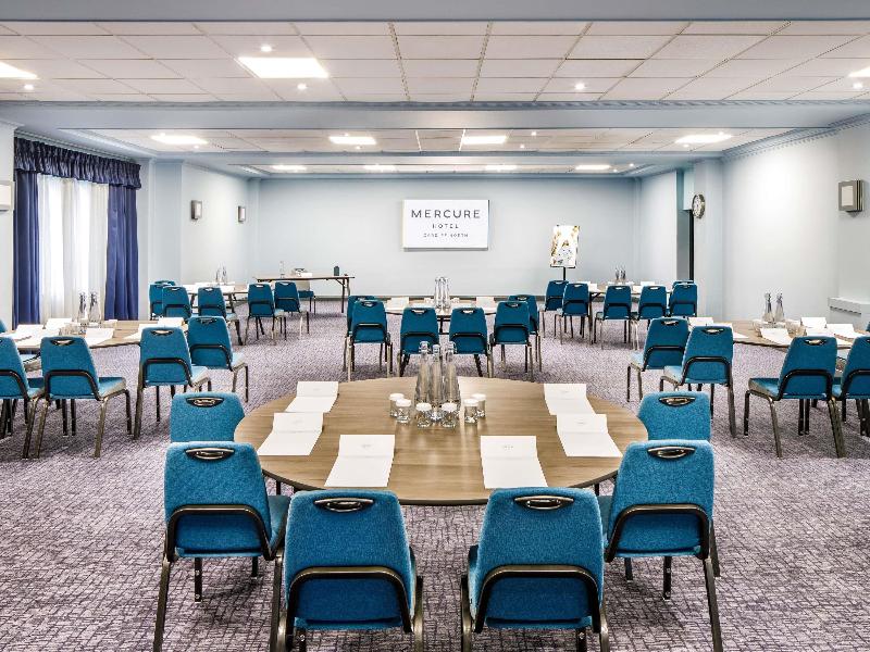Mercure Cardiff North Hotel image