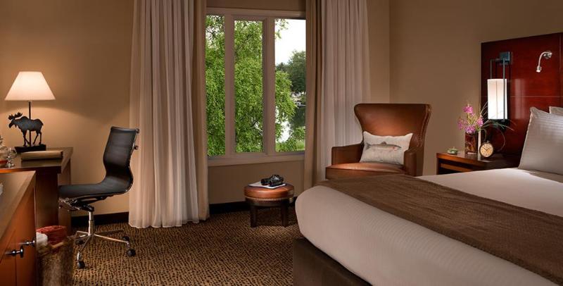 Bed room