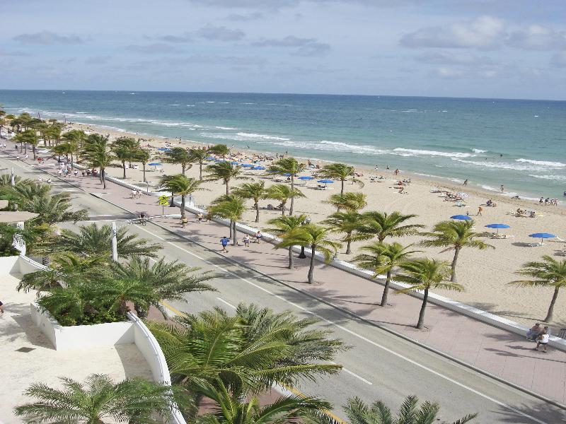 Beach House Fort Lauderdale, a Hilton Resort image
