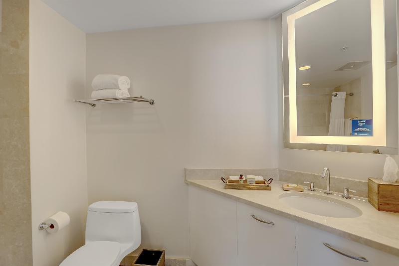 Beach House Fort Lauderdale, a Hilton Resort image