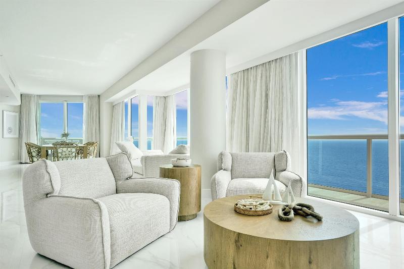 Beach House Fort Lauderdale, a Hilton Resort image