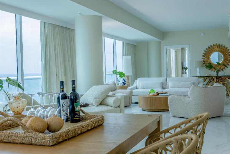 Beach House Fort Lauderdale, a Hilton Resort image