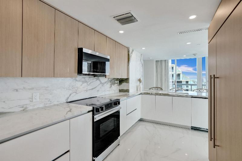 Beach House Fort Lauderdale, a Hilton Resort image
