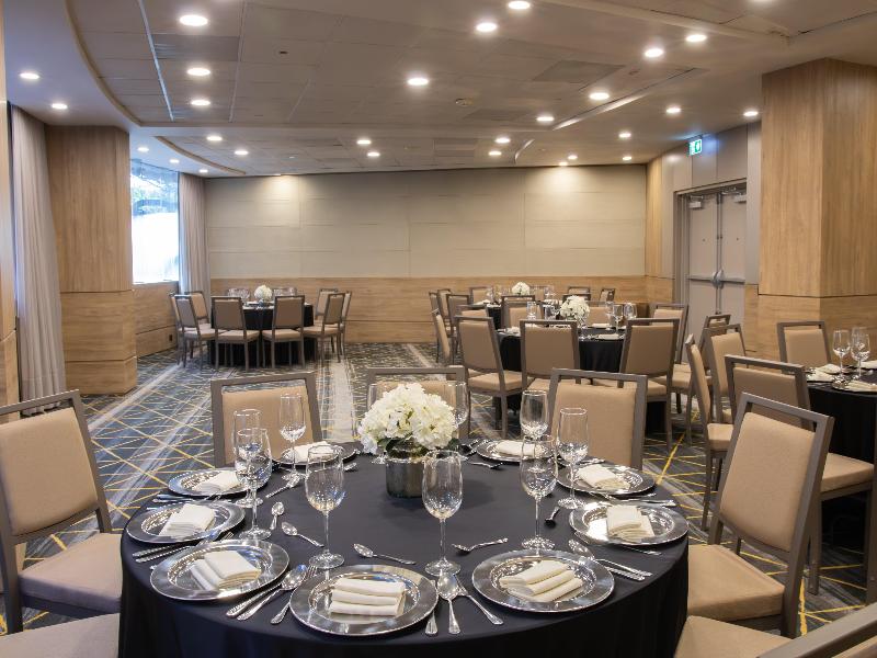 Holiday Inn Monterrey Parque Fundidora image