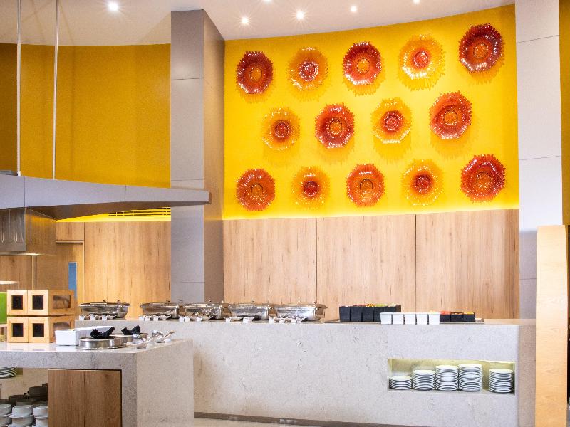 Holiday Inn Monterrey Parque Fundidora image