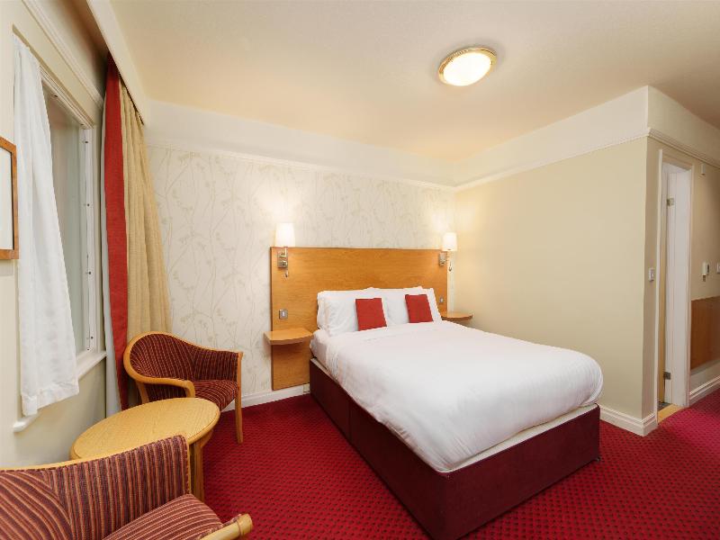Best Western Plus Milford Hotel image