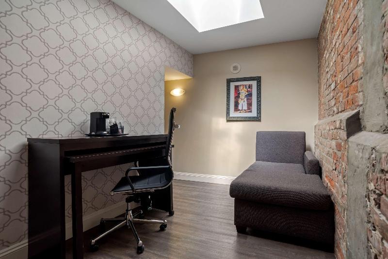 Best Western Plus St. Christopher Hotel image