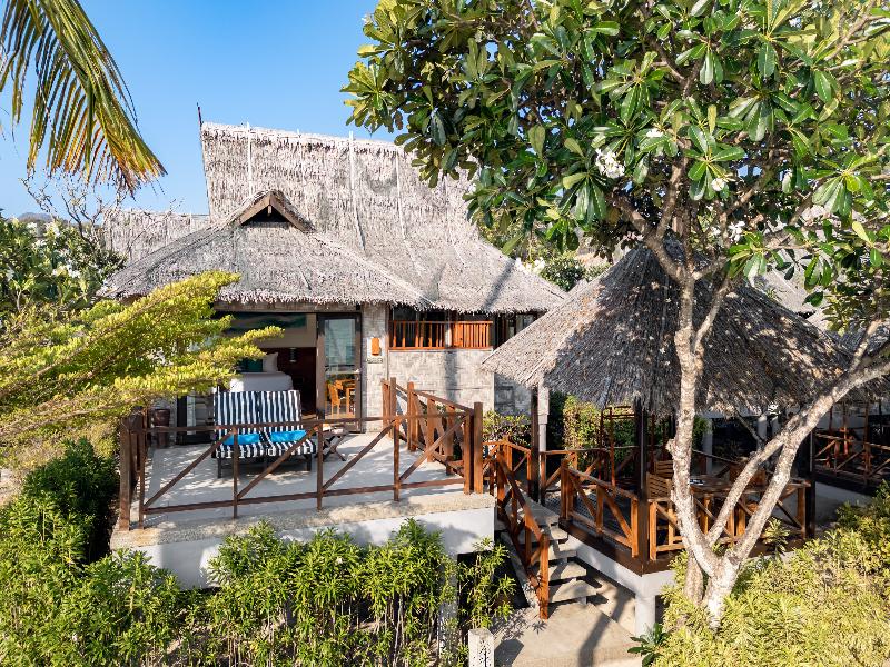 SAii Phi Phi Island Village image