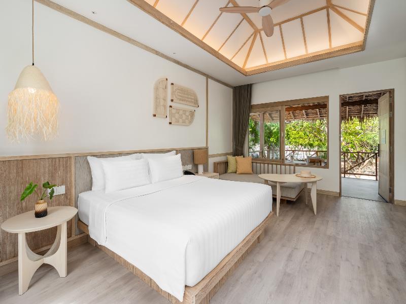 SAii Phi Phi Island Village image