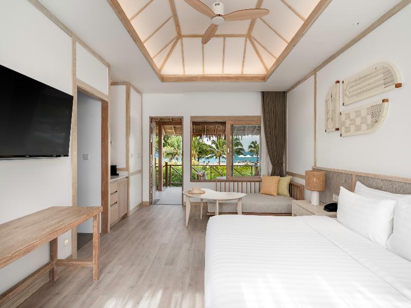SAii Phi Phi Island Village image