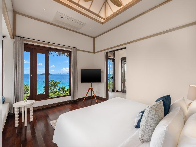SAii Phi Phi Island Village image