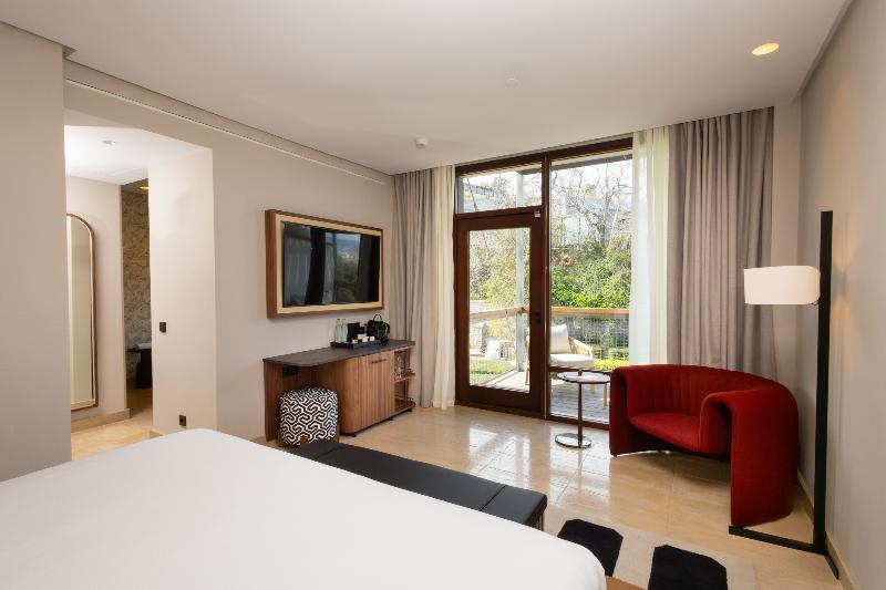 Miramar Barcelona GL Newly Renovated image