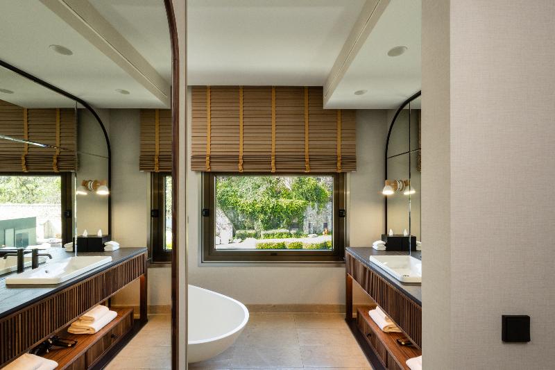 Miramar Barcelona GL Newly Renovated image