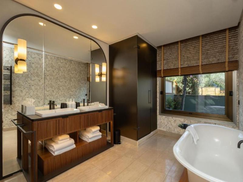 Miramar Barcelona GL Newly Renovated image