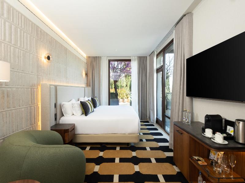 Miramar Barcelona GL Newly Renovated image