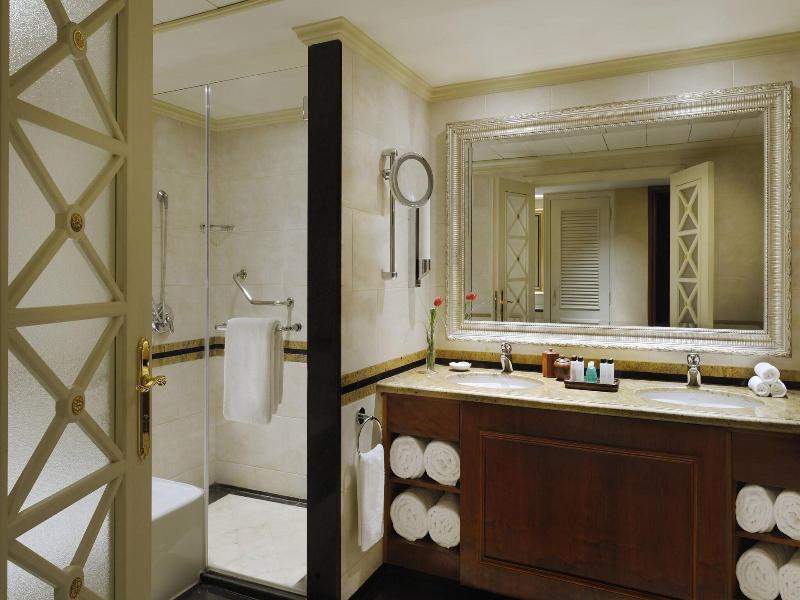 Cairo Marriott hotel & Omar Khayyam Casino image
