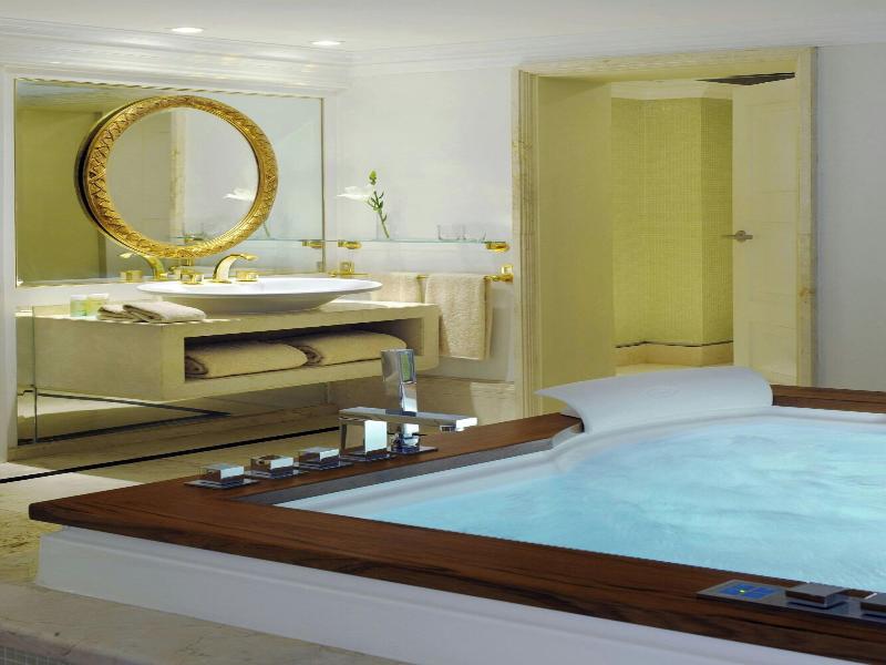 Cairo Marriott hotel & Omar Khayyam Casino image